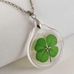 four_leaf_clover_acrylic_charm_necklace_2.jpg